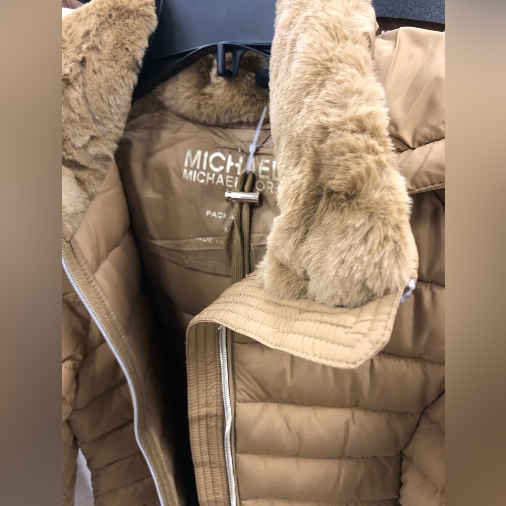 MICHAEL KORS CARAMEL PUFFER JACKET